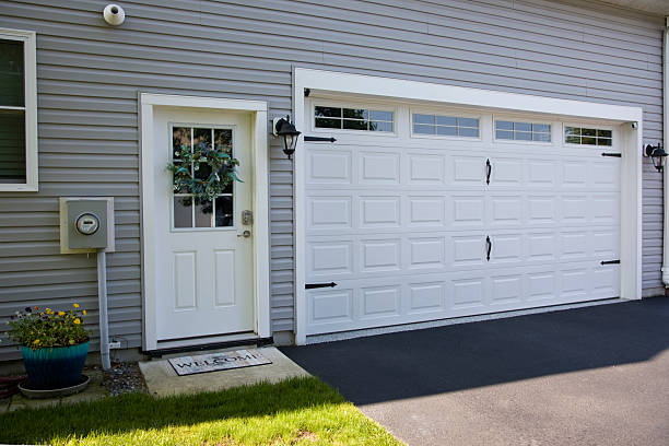 24/7 Emergency Garage Door Panel Replacement experts in Vanceburg, KY